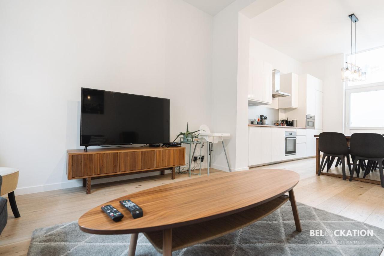 Maison Spacieuse De 6 Chambres Proche Gare Midi ブリュッセル エクステリア 写真