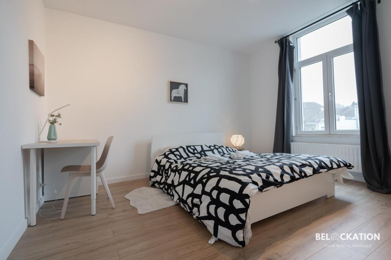Maison Spacieuse De 6 Chambres Proche Gare Midi ブリュッセル エクステリア 写真