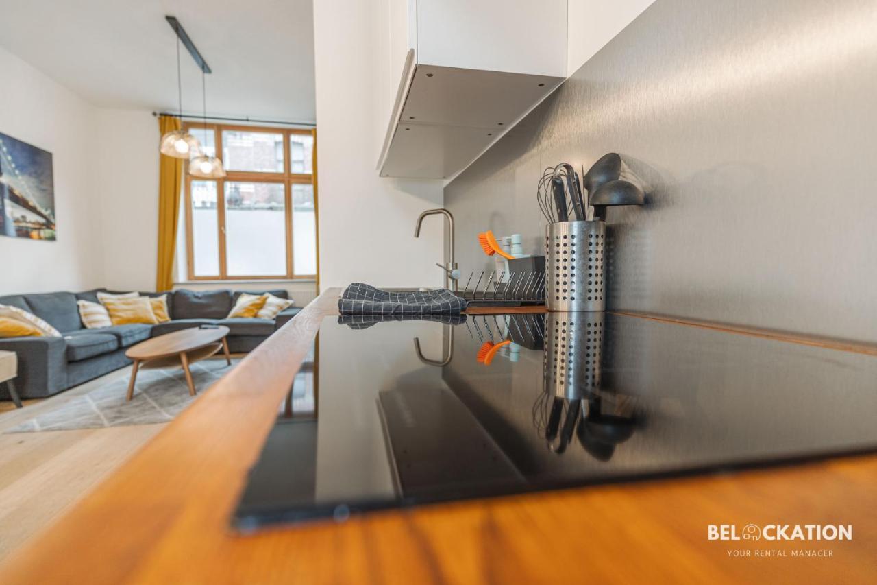 Maison Spacieuse De 6 Chambres Proche Gare Midi ブリュッセル エクステリア 写真